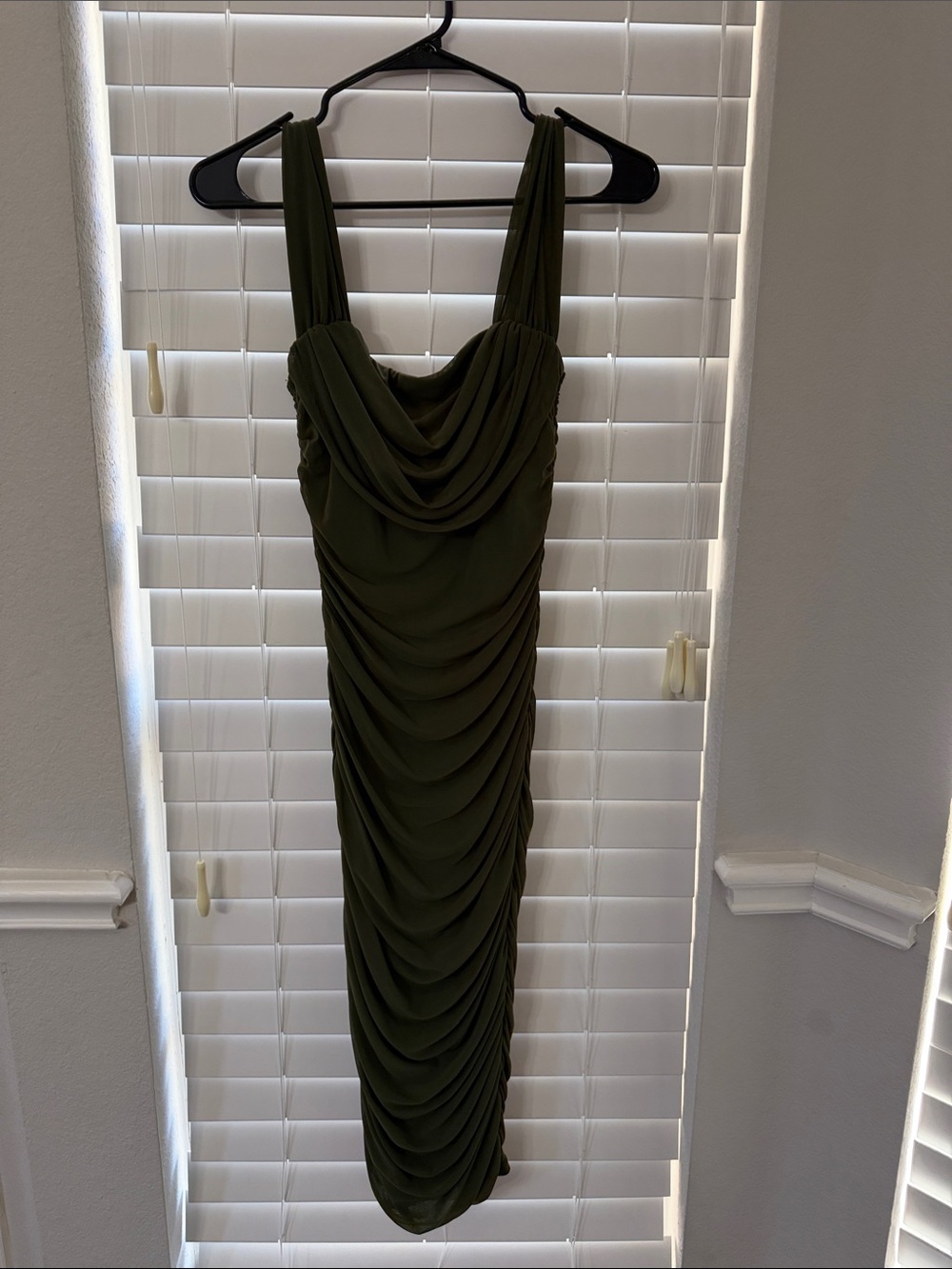 Women’s Olive Green Draped Sleeveless Midi Dress Size Small
